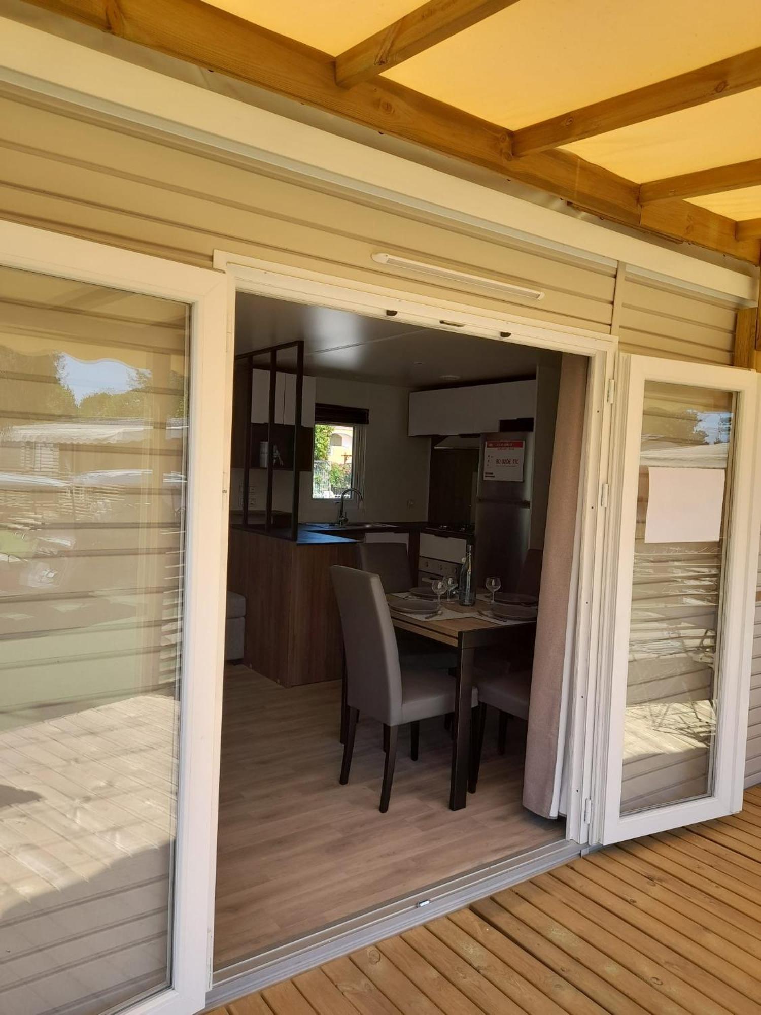 camping la carabasse Vias Exterior foto